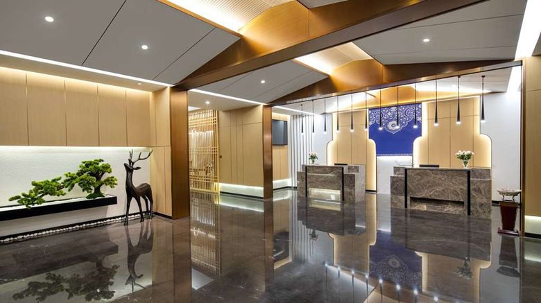 <b>Days Inn by Wyndham Kunming Panlong Lobby</b>. Images powered by <a href="https://iceportal.shijigroup.com/" title="IcePortal" target="_blank">IcePortal</a>.