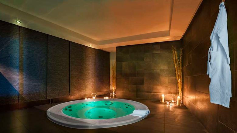 <b>Hotel Abacie Spa</b>. Images powered by <a href="https://iceportal.shijigroup.com/" title="IcePortal" target="_blank">IcePortal</a>.