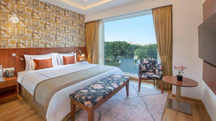 ExpoInn Suites & Convention Suite