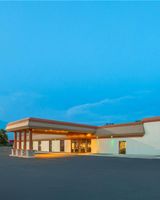 Baymont Conference Center & Water Park