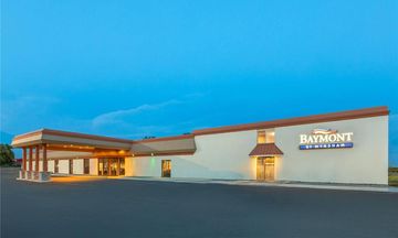 Baymont Conference Center & Water Park