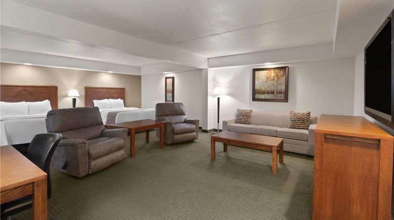 <b>Baymont Conference Center & Water Park Suite</b>. Images powered by <a href="https://iceportal.shijigroup.com/" title="IcePortal" target="_blank">IcePortal</a>.