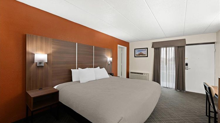 Quality Inn Mason Near Kings Island Suite