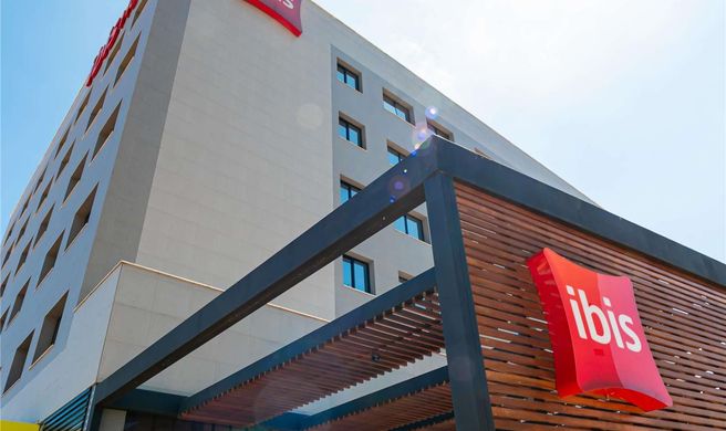 Ibis Lavras Exterior
