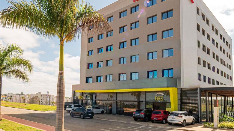 <b>Ibis Lavras Exterior</b>. Images powered by <a href="https://iceportal.shijigroup.com/" title="IcePortal" target="_blank">IcePortal</a>.