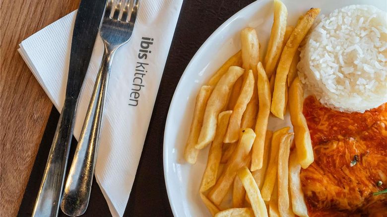 <b>Ibis Lavras Restaurant</b>. Images powered by <a href="https://iceportal.shijigroup.com/" title="IcePortal" target="_blank">IcePortal</a>.