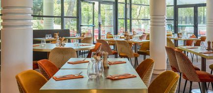 Mercure Aix-en-Provence La Duranne Gare Exterior
