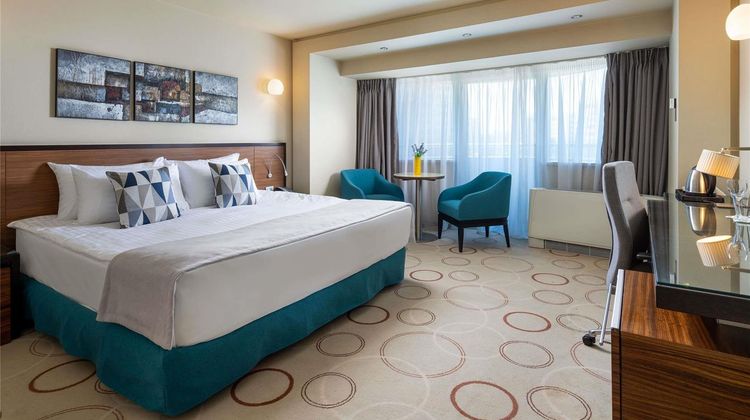 Bucharest Unirii Square Hotel Suite
