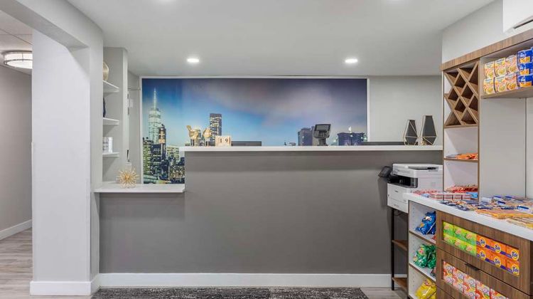 Executive Residency by BW Willow Grove Lobby