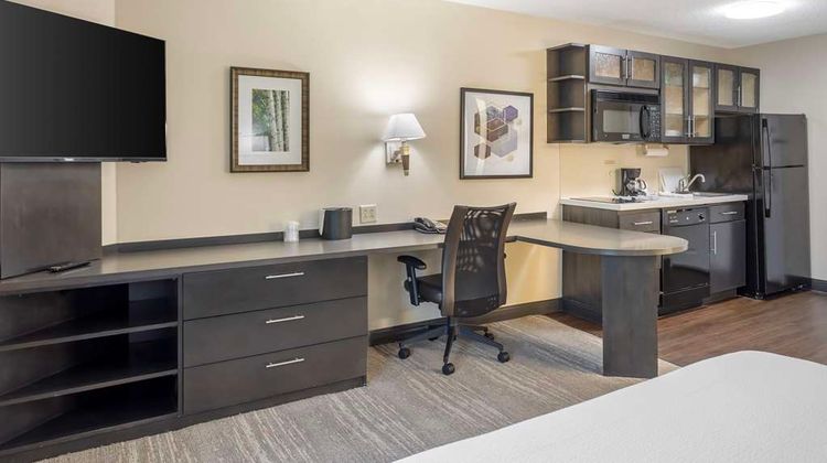 Executive Residency by BW Willow Grove Room