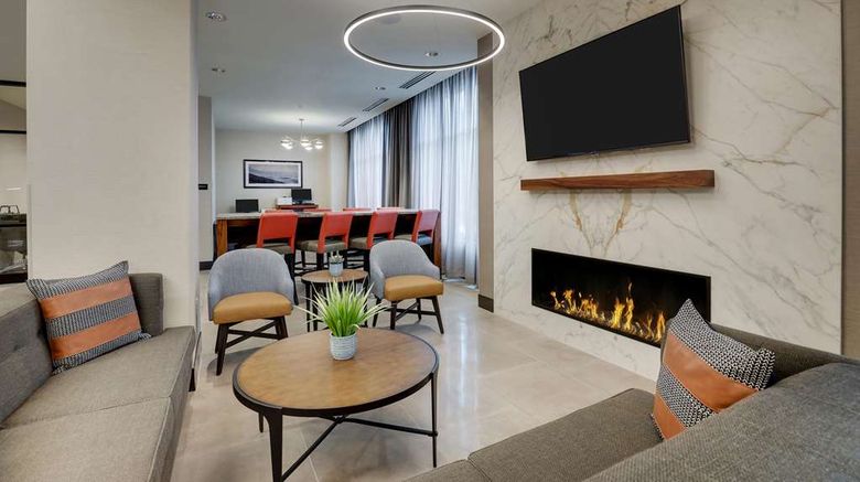 <b>Drury Plaza Hotel Chattanooga Lobby</b>. Images powered by <a href="https://iceportal.shijigroup.com/" title="IcePortal" target="_blank">IcePortal</a>.