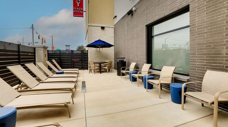 Drury Plaza Hotel Chattanooga Pool