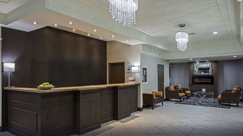 <b>Quality Inn & Suites Lobby</b>. Images powered by <a href="https://iceportal.shijigroup.com/" title="IcePortal" target="_blank">IcePortal</a>.