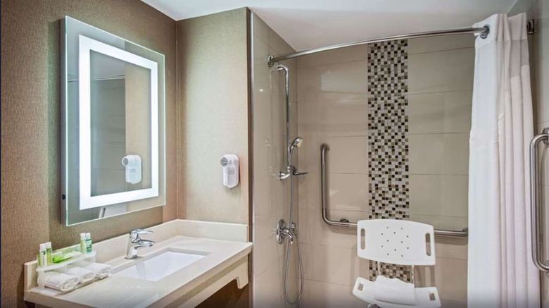<b>Quality Inn & Suites Room</b>. Images powered by <a href="https://iceportal.shijigroup.com/" title="IcePortal" target="_blank">IcePortal</a>.