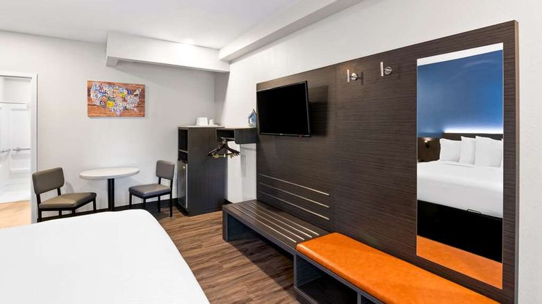 <b>Econo Lodge Bethel - Danbury Room</b>. Images powered by <a href="https://iceportal.shijigroup.com/" title="IcePortal" target="_blank">IcePortal</a>.