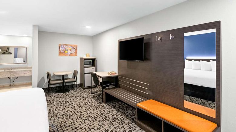 <b>Econo Lodge Bethel - Danbury Room</b>. Images powered by <a href="https://iceportal.shijigroup.com/" title="IcePortal" target="_blank">IcePortal</a>.