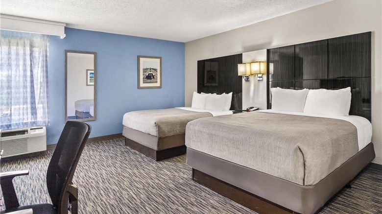 <b>Quality Inn Southside Jacksonville Room</b>. Images powered by <a href="https://iceportal.shijigroup.com/" title="IcePortal" target="_blank">IcePortal</a>.