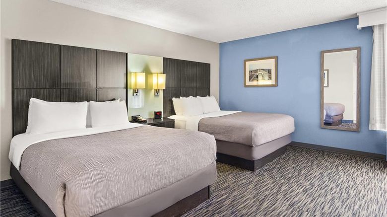 <b>Quality Inn Southside Jacksonville Room</b>. Images powered by <a href="https://iceportal.shijigroup.com/" title="IcePortal" target="_blank">IcePortal</a>.