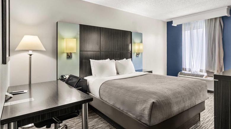 <b>Quality Inn Southside Jacksonville Room</b>. Images powered by <a href="https://iceportal.shijigroup.com/" title="IcePortal" target="_blank">IcePortal</a>.