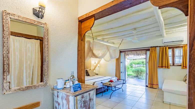 <b>Karafuu Beach Resort and Spa Room</b>. Images powered by <a href="https://iceportal.shijigroup.com/" title="IcePortal" target="_blank">IcePortal</a>.