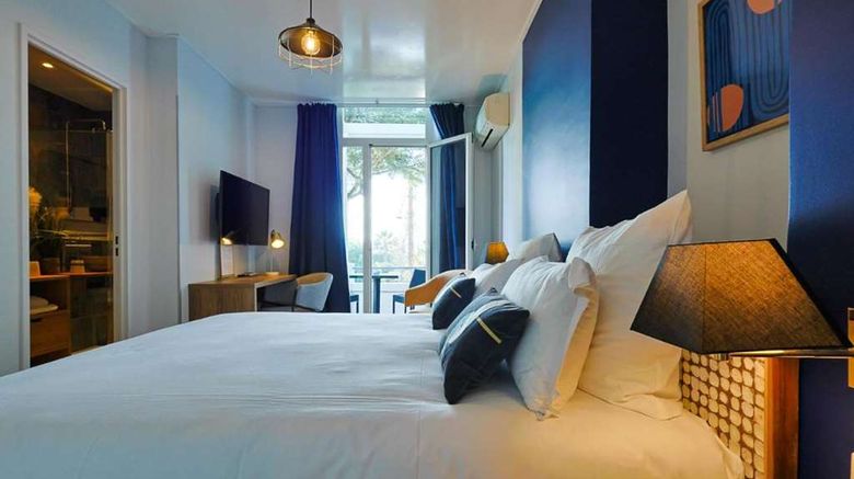 <b>Hotel Albert 1Er Room</b>. Images powered by <a href="https://iceportal.shijigroup.com/" title="IcePortal" target="_blank">IcePortal</a>.