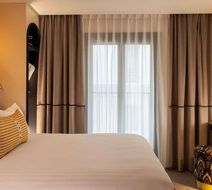 Hotel Grand Coeur Latin Room