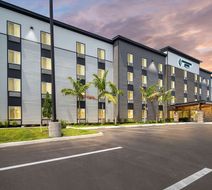 WoodSpring Suites Fort Myers-Cape Coral Exterior