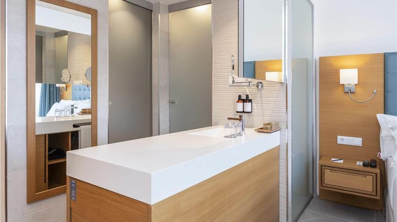 <b>Barcelo Praia Cape Verde Room</b>. Images powered by <a href="https://iceportal.shijigroup.com/" title="IcePortal" target="_blank">IcePortal</a>.