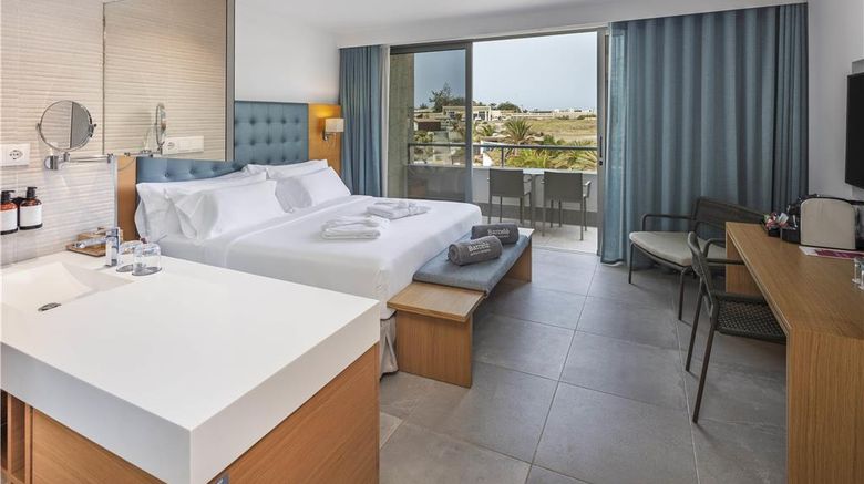 <b>Barcelo Praia Cape Verde Room</b>. Images powered by <a href="https://iceportal.shijigroup.com/" title="IcePortal" target="_blank">IcePortal</a>.