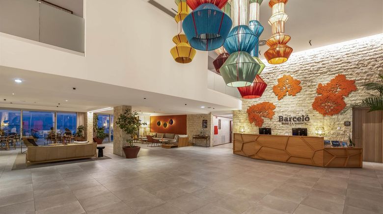 <b>Barcelo Praia Cape Verde Lobby</b>. Images powered by <a href="https://iceportal.shijigroup.com/" title="IcePortal" target="_blank">IcePortal</a>.