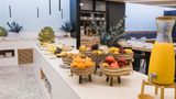 <b>Novotel Valencia Restaurant</b>. Images powered by <a href="https://iceportal.shijigroup.com/" title="IcePortal" target="_blank">IcePortal</a>.