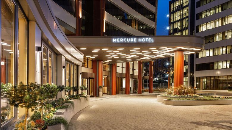 <b>Mercure Sofia City Exterior</b>. Images powered by <a href="https://iceportal.shijigroup.com/" title="IcePortal" target="_blank">IcePortal</a>.
