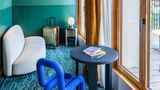 Tribe Paris Clichy Room