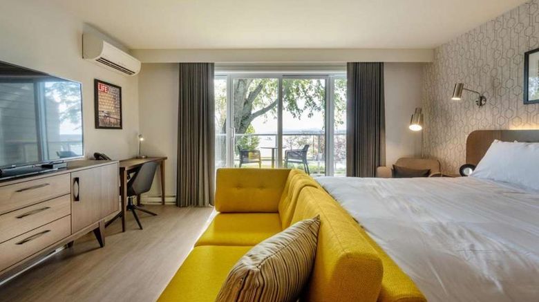 <b>Verso Hotel Room</b>. Images powered by <a href="https://iceportal.shijigroup.com/" title="IcePortal" target="_blank">IcePortal</a>.
