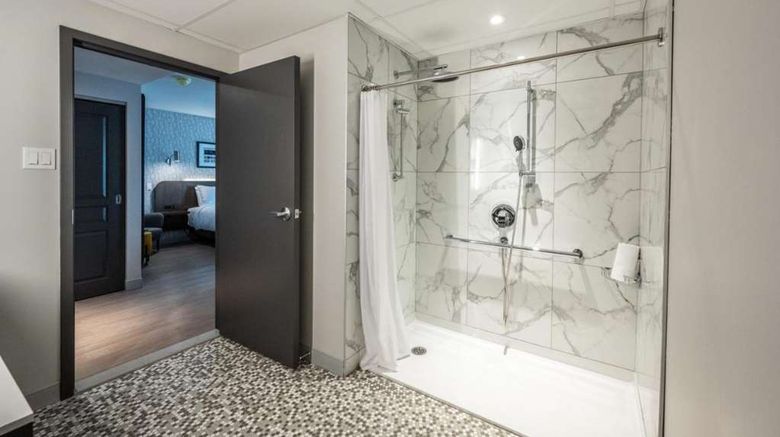 <b>Verso Hotel Room</b>. Images powered by <a href="https://iceportal.shijigroup.com/" title="IcePortal" target="_blank">IcePortal</a>.
