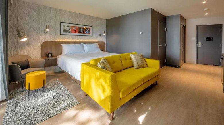 <b>Verso Hotel Room</b>. Images powered by <a href="https://iceportal.shijigroup.com/" title="IcePortal" target="_blank">IcePortal</a>.