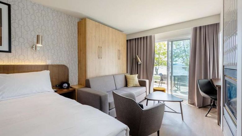 <b>Verso Hotel Room</b>. Images powered by <a href="https://iceportal.shijigroup.com/" title="IcePortal" target="_blank">IcePortal</a>.