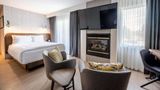 Verso Hotel Room