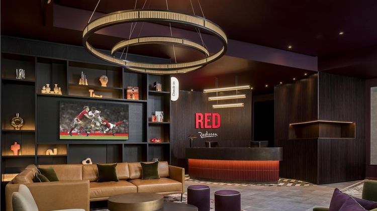Radisson Red London Twickenham Lobby