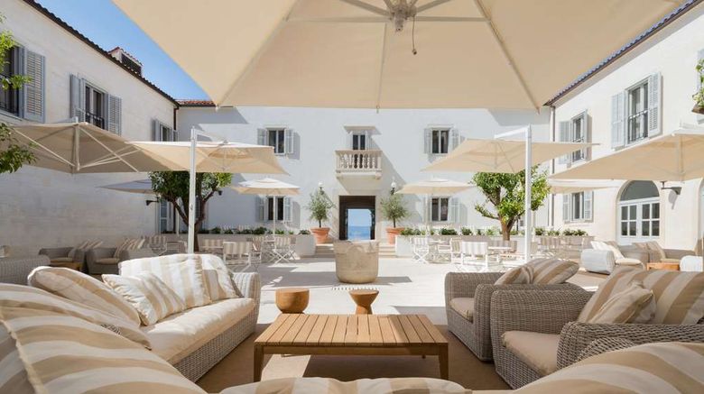 <b>Heritage Hotel Kastelet Restaurant</b>. Images powered by <a href="https://iceportal.shijigroup.com/" title="IcePortal" target="_blank">IcePortal</a>.