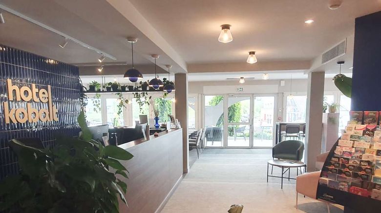 <b>Best Western Hotel Kobalt Lobby</b>. Images powered by <a href="https://iceportal.shijigroup.com/" title="IcePortal" target="_blank">IcePortal</a>.