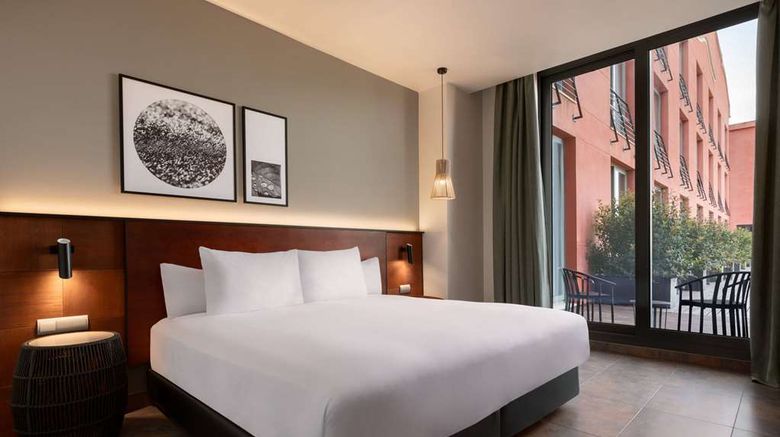 <b>Dolce by Wyndham Barcelona Resort Room</b>. Images powered by <a href="https://iceportal.shijigroup.com/" title="IcePortal" target="_blank">IcePortal</a>.