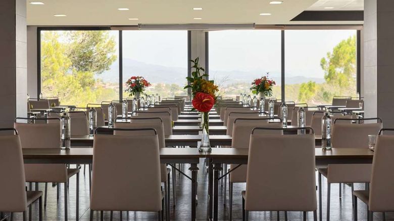 <b>Dolce by Wyndham Barcelona Resort Meeting</b>. Images powered by <a href="https://iceportal.shijigroup.com/" title="IcePortal" target="_blank">IcePortal</a>.