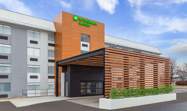 Wyndham Garden Louisville East Exterior