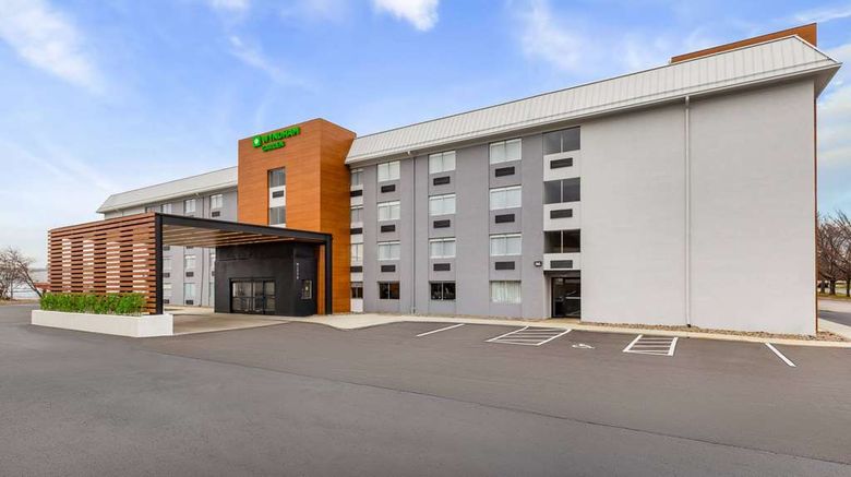 <b>Wyndham Garden Louisville East Exterior</b>. Images powered by <a href="https://iceportal.shijigroup.com/" title="IcePortal" target="_blank">IcePortal</a>.