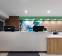 Wyndham Garden Louisville East Lobby