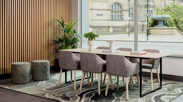 <b>Radisson Blu Hotel, Sheffield Lobby</b>. Images powered by <a href="https://iceportal.shijigroup.com/" title="IcePortal" target="_blank">IcePortal</a>.
