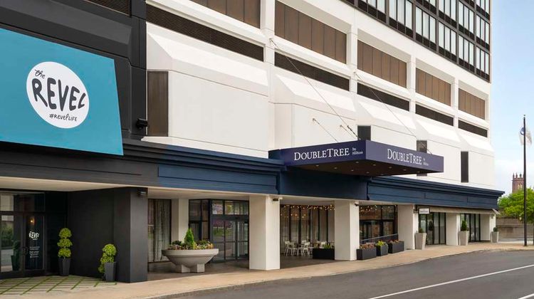 DoubleTree by Hilton Hartford Downtown Exterior
