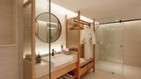 <b>Ad Lib, Bangkok Room</b>. Images powered by <a href="https://iceportal.shijigroup.com/" title="IcePortal" target="_blank">IcePortal</a>.