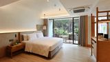 <b>Ad Lib, Bangkok Room</b>. Images powered by <a href="https://iceportal.shijigroup.com/" title="IcePortal" target="_blank">IcePortal</a>.